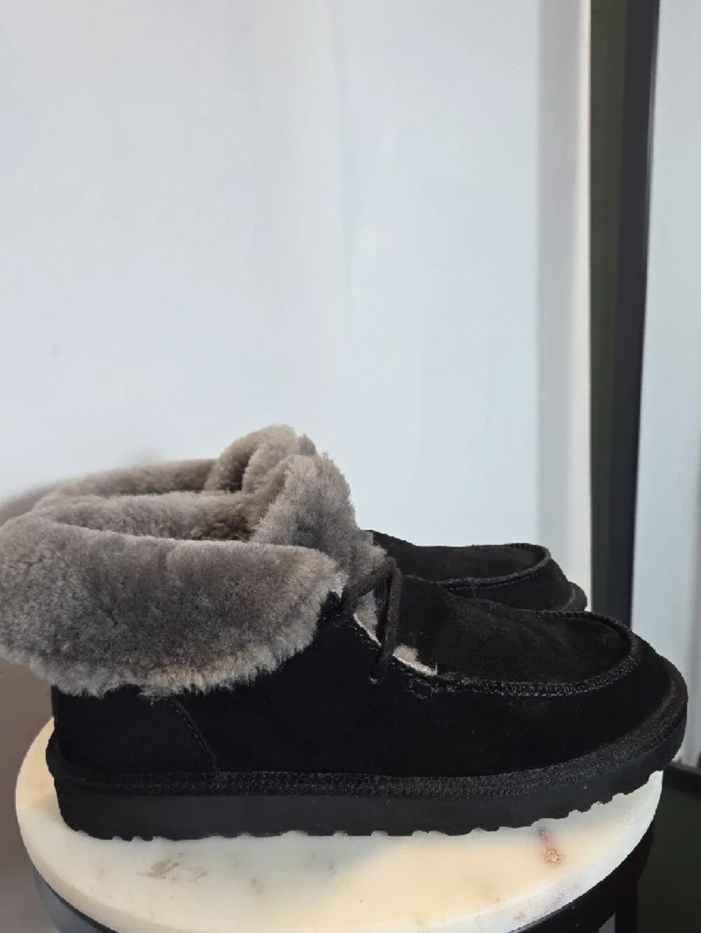 UGG Diara Black And Gray Leather Shearling-Lined Shoes Size 8